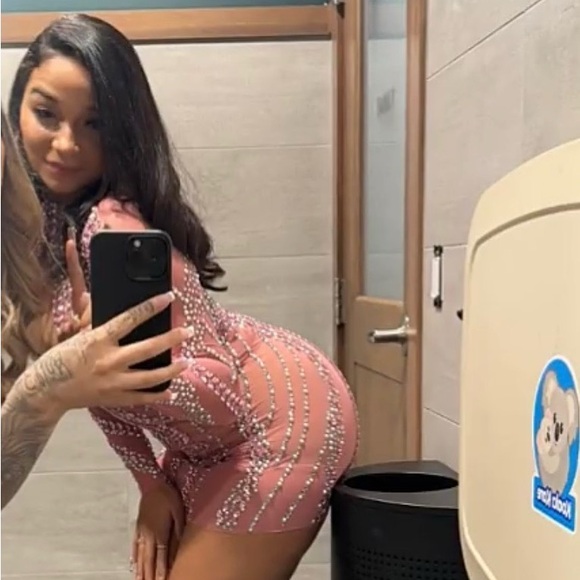 Elegant Pink Embellished Dress - Picture 11 of 11